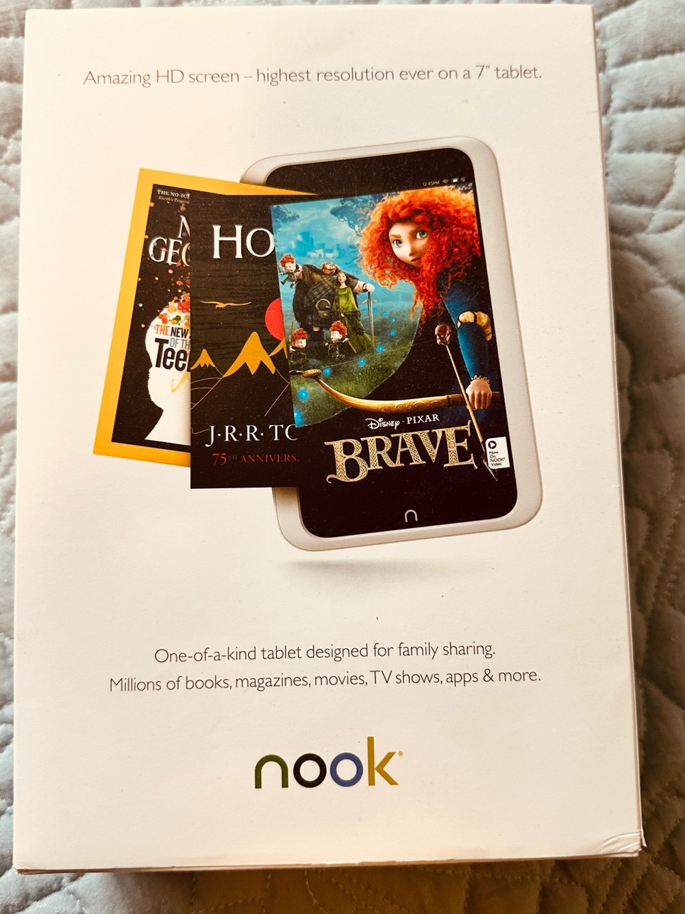 Nook 7" Tablet by Nook - White Front with Black Screen